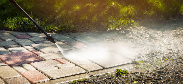 Best Sidewalk and Walkway Cleaning  in Parkwood, CA